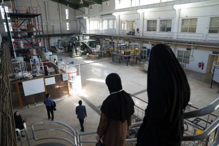 بازدید معلمین علوم تجربی پایه ابتدایی و مربیان پژوهش‌سراهای دانش‌آموزی از ظرفیت های آزمایشگاهی مستقر در سازمان پژوهش های علمی و صنعتی ایران