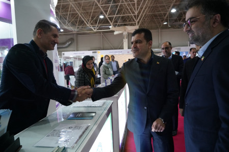 بازدید جناب آقای دکتر افشین معاون محترم علمی، فناوری و اقتصاد دانش بنیان ریاست جمهوری از پاویون شبکه آزمایشگاهی کشور در سیزدهمین نمایشگاه تجهیزات «ایران‌ساخت»