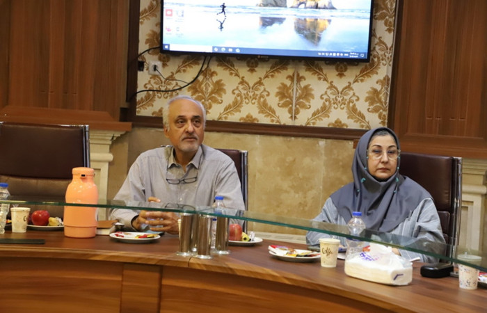 ارتقای همکاری و هم‌افزایی شبکه آزمایشگاهی با آزمایشگاه‌های حوزه بهداشت و سلامت - سالن انستیتو تحقیقات بهداشتی ساختمان اداری دانشکده بهداشت دانشگاه علوم پزشکی تهران