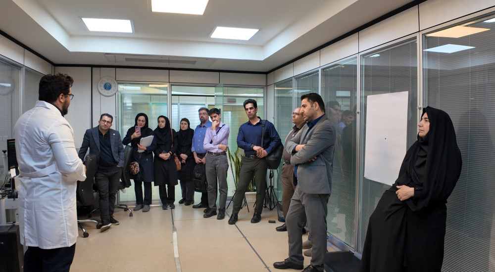 بازدید از آزمایشگاه ملی نقشه برداری مغز