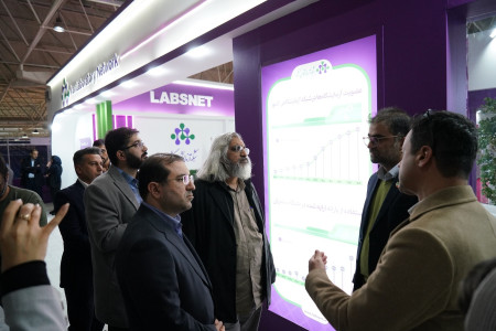 بازدید جناب آقای وحید جلیلی قائم مقام محترم رسانه ملی از پاویون شبکه آزمایشگاهی کشور در سیزدهمین نمایشگاه تجهیزات «ایران‌ساخت»