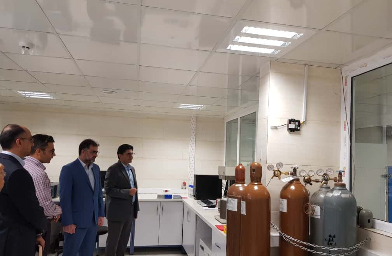 بازدید از آزمایشگاه مرکزی دانشگاه ارومیه