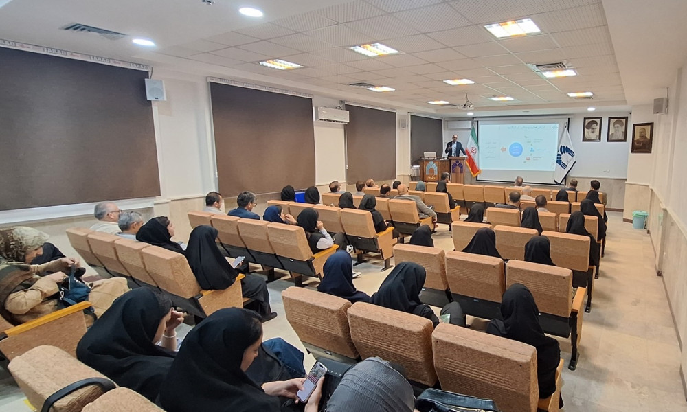 سخنرانی جناب آقای مهندس نسب دبیر شبکه آزمایشگاهی کشور