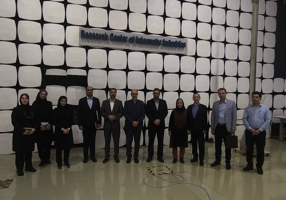 بازدید از ظرفیت های آزمایشگاهی مرکز تحقیقات صنایع انفورماتیک
