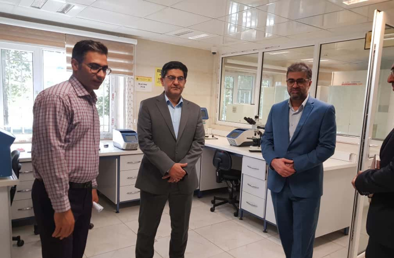 بازدید از آزمایشگاه مرکزی دانشگاه ارومیه