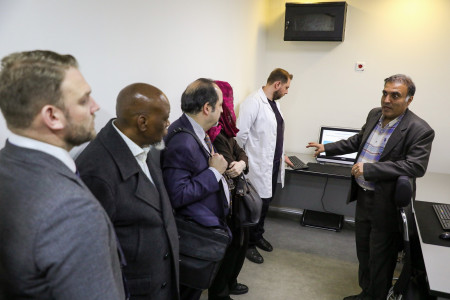 بازدید کارگروه علم و فناوری بریکس از آزمایشگاه ملی نقشه برداری مغز و پژوهشگاه دانش های بنیادی