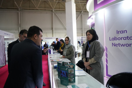بازدید جناب آقای دکتر افشین معاون محترم علمی، فناوری و اقتصاد دانش بنیان ریاست جمهوری از پاویون شبکه آزمایشگاهی کشور در سیزدهمین نمایشگاه تجهیزات «ایران‌ساخت»