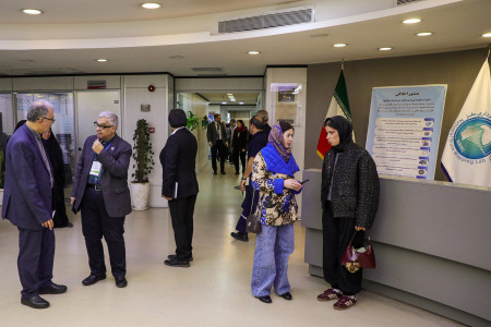 بازدید کارگروه علم و فناوری بریکس از آزمایشگاه ملی نقشه برداری مغز و پژوهشگاه دانش های بنیادی