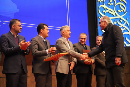 دوازدهمین نشست سراسری مدیران مراکز عضو شبکه آزمایشگاهی کشور، برنامه جایزه ملی آزمایشگاهی و آیین تقدیر از برگزیدگان سرآمدان علمی ایران