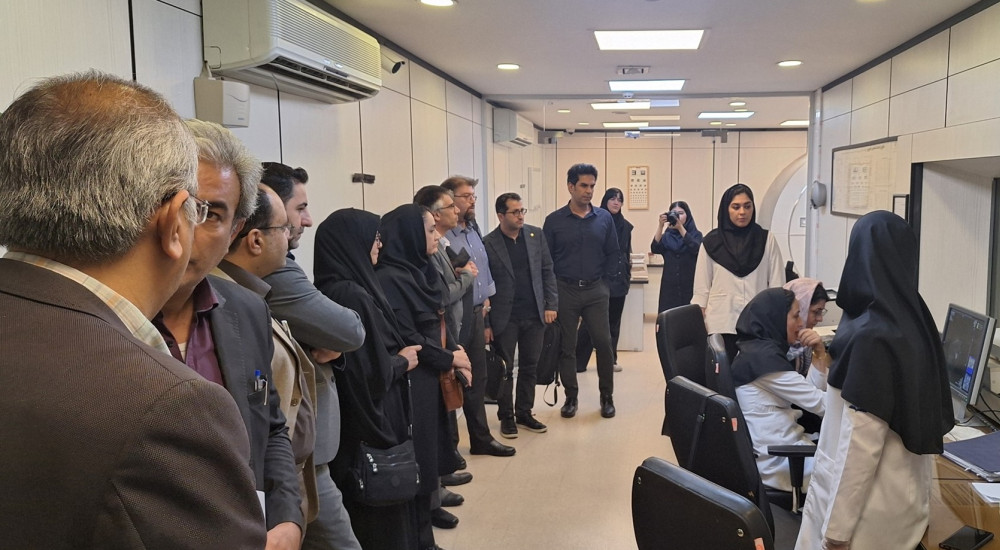 بازدید از آزمایشگاه ملی نقشه برداری مغز