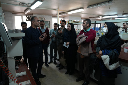 بازدید معلمین علوم تجربی پایه ابتدایی و مربیان پژوهش‌سراهای دانش‌آموزی از ظرفیت های آزمایشگاهی مستقر در سازمان پژوهش های علمی و صنعتی ایران
