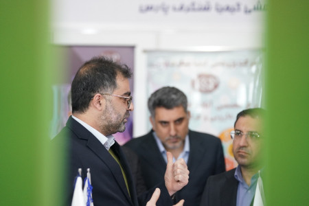 بازدید جناب آقای وحید جلیلی قائم مقام محترم رسانه ملی از پاویون شبکه آزمایشگاهی کشور در سیزدهمین نمایشگاه تجهیزات «ایران‌ساخت»