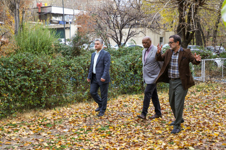 بازدید کارگروه علم و فناوری بریکس از آزمایشگاه ملی نقشه برداری مغز و پژوهشگاه دانش های بنیادی