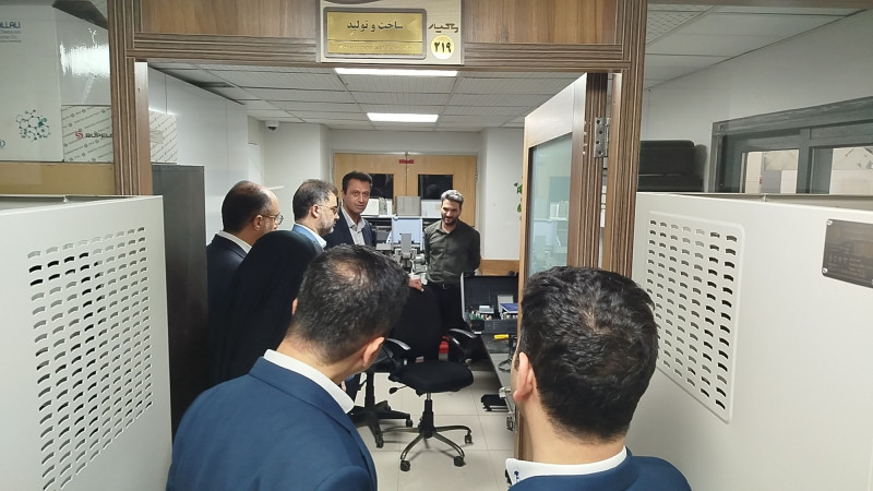 بازدید از مجموعه آزمایشگاه های شرکت معیار دانش پارس
