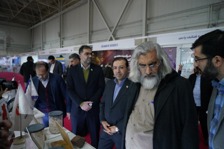 بازدید جناب آقای وحید جلیلی قائم مقام محترم رسانه ملی از پاویون شبکه آزمایشگاهی کشور در سیزدهمین نمایشگاه تجهیزات «ایران‌ساخت»