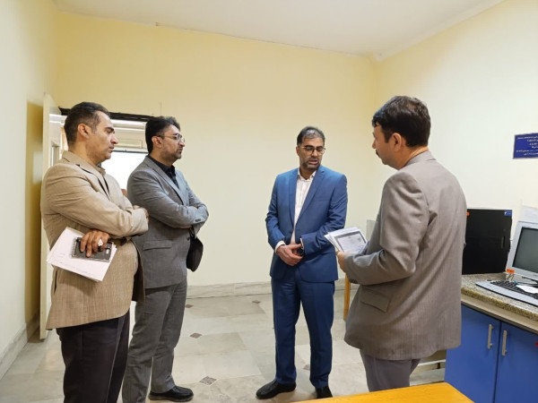 بازدید از مجموعه آزمایشگاه های دانشگاه آزاد اسلامی واحد گرگان