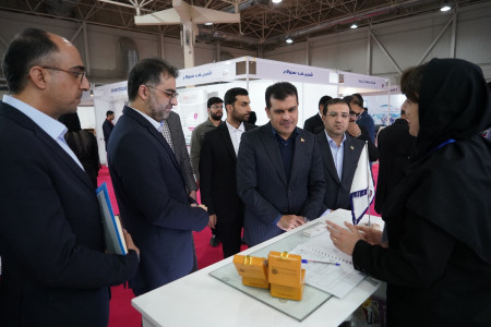 بازدید جناب آقای دکتر افشین معاون محترم علمی، فناوری و اقتصاد دانش بنیان ریاست جمهوری از پاویون شبکه آزمایشگاهی کشور در سیزدهمین نمایشگاه تجهیزات «ایران‌ساخت»