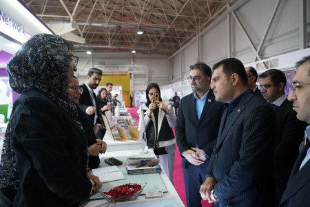 بازدید جناب آقای دکتر افشین معاون محترم علمی، فناوری و اقتصاد دانش بنیان ریاست جمهوری از پاویون شبکه آزمایشگاهی کشور در سیزدهمین نمایشگاه تجهیزات «ایران‌ساخت»