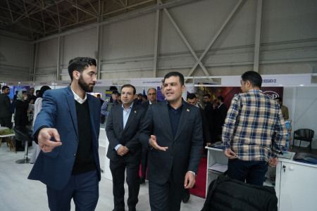 بازدید جناب آقای دکتر افشین معاون محترم علمی، فناوری و اقتصاد دانش بنیان ریاست جمهوری از پاویون شبکه آزمایشگاهی کشور در سیزدهمین نمایشگاه تجهیزات «ایران‌ساخت»
