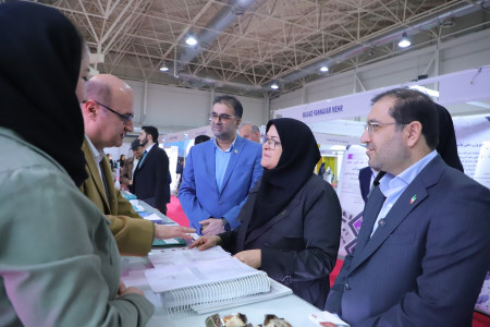 بازدید سرکار خانم دکتر انصاری معاون محترم رئیس جمهور و رئیس سازمان ملی استاندارد از پاویون شبکه آزمایشگاهی کشور در سیزدهمین نمایشگاه تجهیزات «ایران‌ساخت»