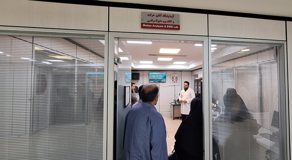 بازدید از آزمایشگاه ملی نقشه برداری مغز