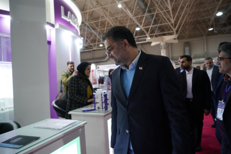 بازدید جناب آقای دکتر افشین معاون محترم علمی، فناوری و اقتصاد دانش بنیان ریاست جمهوری از پاویون شبکه آزمایشگاهی کشور در سیزدهمین نمایشگاه تجهیزات «ایران‌ساخت»