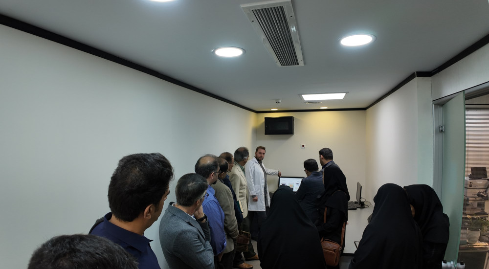 بازدید از آزمایشگاه ملی نقشه برداری مغز