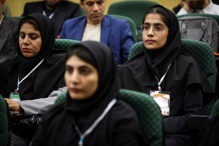 آشنایی با فرآیندها، فعالیت‌ها و حمایت‌های شبکه آزمایشگاهی کشور و تجهیزات آزمایشگاهی