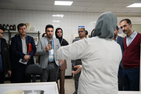 بازدید معلمین علوم تجربی پایه ابتدایی و مربیان پژوهش‌سراهای دانش‌آموزی از ظرفیت های آزمایشگاهی مستقر در سازمان پژوهش های علمی و صنعتی ایران