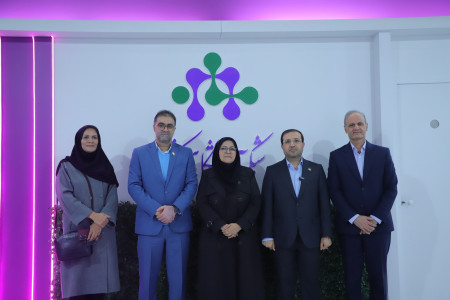 بازدید سرکار خانم دکتر انصاری معاون محترم رئیس جمهور و رئیس سازمان ملی استاندارد از پاویون شبکه آزمایشگاهی کشور در سیزدهمین نمایشگاه تجهیزات «ایران‌ساخت»