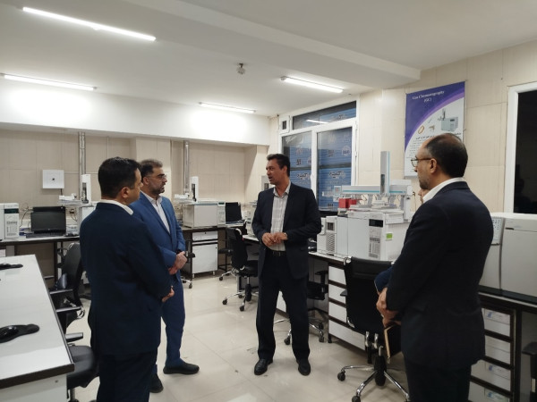 بازدید از مجموعه آزمایشگاه های شرکت معیار دانش پارس
