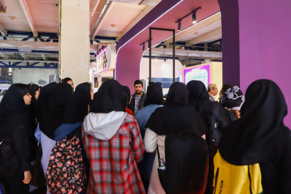 هدیه ویژه شبکه آزمایشگاهی برای پژوهشگران و شرکت های بازدید کننده