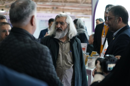 بازدید جناب آقای وحید جلیلی قائم مقام محترم رسانه ملی از پاویون شبکه آزمایشگاهی کشور در سیزدهمین نمایشگاه تجهیزات «ایران‌ساخت»