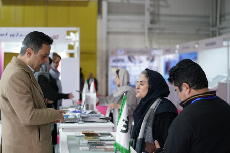 پاویون شبکه آزمایشگاهی کشور در سیزدهمین نمایشگاه تجهیزات «ایران‌ساخت» - روز دوم