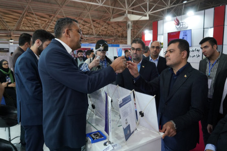 بازدید جناب آقای دکتر افشین معاون محترم علمی، فناوری و اقتصاد دانش بنیان ریاست جمهوری از پاویون شبکه آزمایشگاهی کشور در سیزدهمین نمایشگاه تجهیزات «ایران‌ساخت»