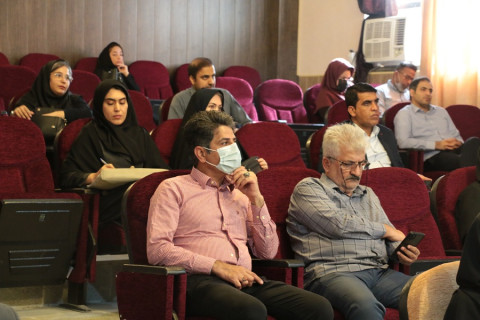 نشست مدیران آزمایشگاه های عضو شبکه آزمایشگاهی در استان هرمزگان