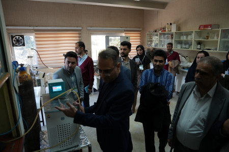 بازدید معلمین علوم تجربی پایه ابتدایی و مربیان پژوهش‌سراهای دانش‌آموزی از ظرفیت های آزمایشگاهی مستقر در سازمان پژوهش های علمی و صنعتی ایران
