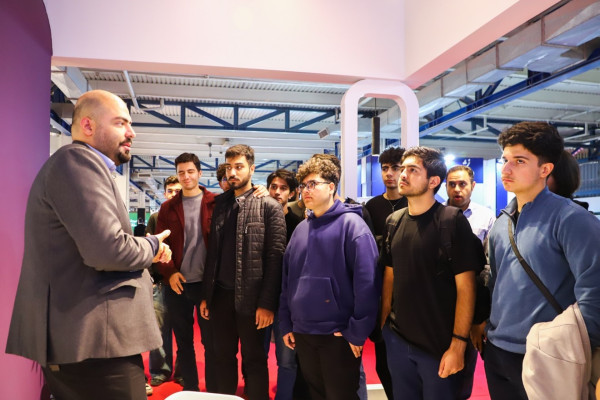 هدیه ویژه شبکه آزمایشگاهی برای پژوهشگران و شرکت های بازدید کننده