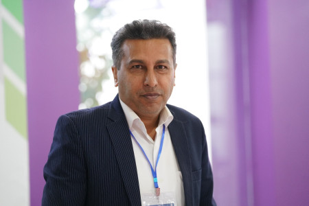 پاویون شبکه آزمایشگاهی کشور در سیزدهمین نمایشگاه تجهیزات «ایران‌ساخت» - روز دوم