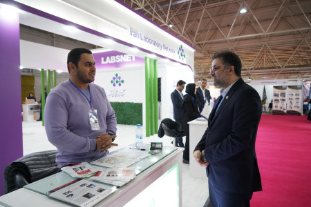 گفتگو و خوش‌‌آمدگویی جناب آقای دکتر یونسیان مدیر شبکه آزمایشگاهی کشور با مراکز عضو حاضر