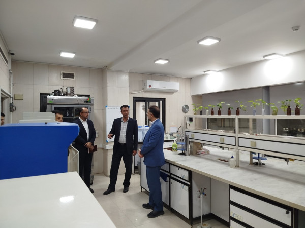 بازدید از مجموعه آزمایشگاه های شرکت معیار دانش پارس