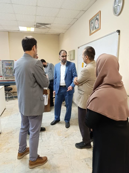 بازدید از مجموعه آزمایشگاه های دانشگاه آزاد اسلامی واحد گرگان