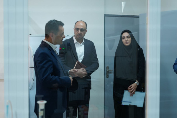 بازدید از مجموعه آزمایشگاه های شرکت مهندسین مشاور آزمونه فولاد