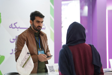 پاویون شبکه آزمایشگاهی کشور در سیزدهمین نمایشگاه تجهیزات «ایران‌ساخت» - روز دوم