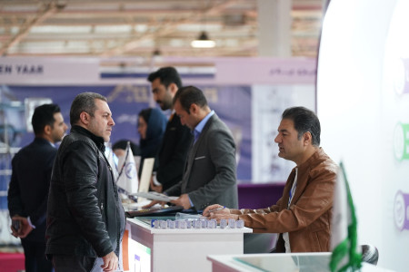 پاویون شبکه آزمایشگاهی کشور در سیزدهمین نمایشگاه تجهیزات «ایران‌ساخت» - روز دوم