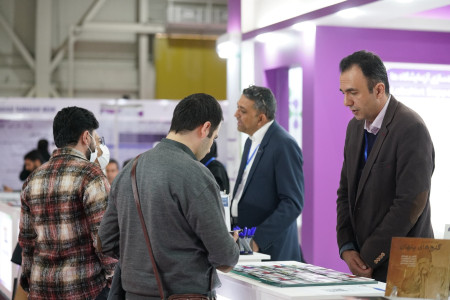 پاویون شبکه آزمایشگاهی کشور در سیزدهمین نمایشگاه تجهیزات «ایران‌ساخت» - روز دوم