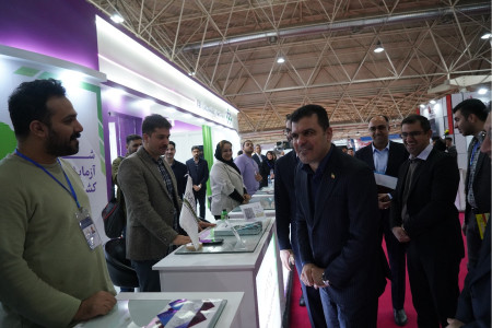 بازدید جناب آقای دکتر افشین معاون محترم علمی، فناوری و اقتصاد دانش بنیان ریاست جمهوری از پاویون شبکه آزمایشگاهی کشور در سیزدهمین نمایشگاه تجهیزات «ایران‌ساخت»