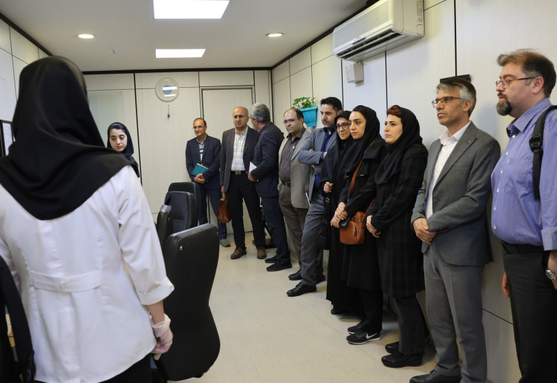 بازدید از آزمایشگاه ملی نقشه برداری مغز