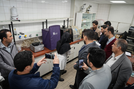 بازدید معلمین علوم تجربی پایه ابتدایی و مربیان پژوهش‌سراهای دانش‌آموزی از ظرفیت های آزمایشگاهی مستقر در سازمان پژوهش های علمی و صنعتی ایران