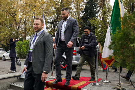 بازدید کارگروه علم و فناوری بریکس از آزمایشگاه ملی نقشه برداری مغز و پژوهشگاه دانش های بنیادی